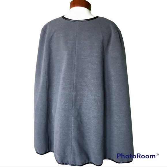 Torrid Marled Knit Faux Leather Trim Cape One Size - Picture 4 of 5